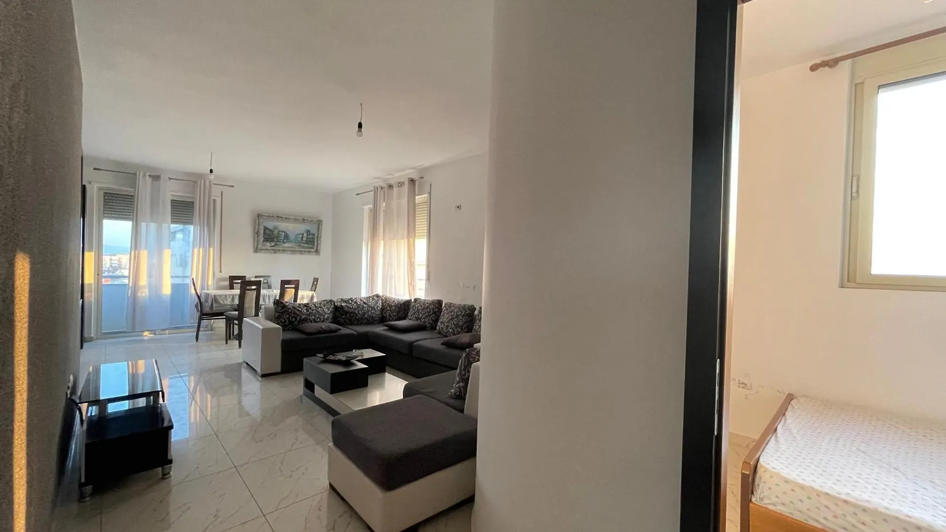 Couette-café B&B - Private Rooms 3 Tirana